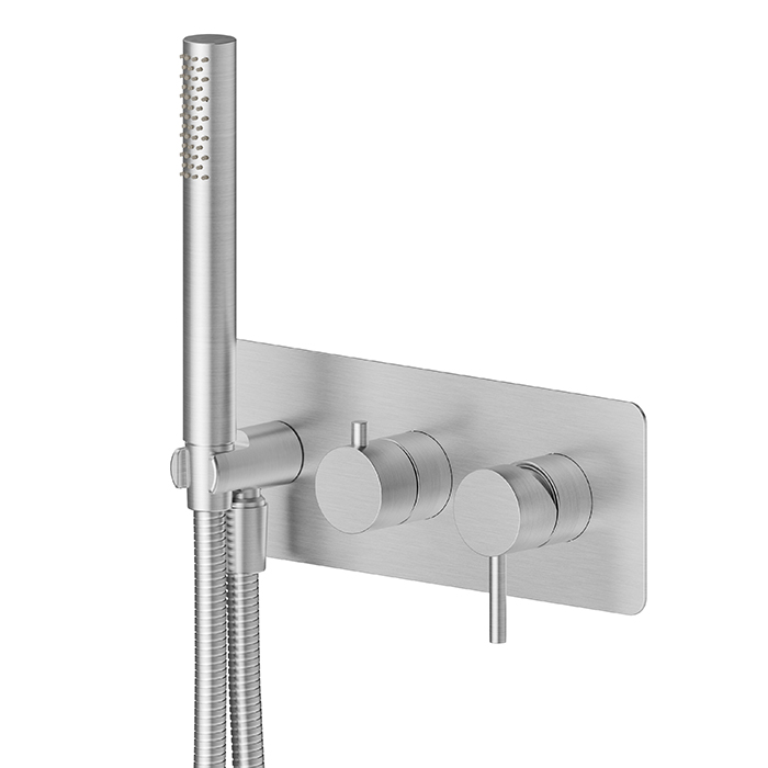 Newform X-STEEL 316 Смеситель для душа, встраиваемый, на 2 выхода, ручной душ, кронштейн, на декоративной платине (для 31030), цвет: нержавеющая сталь