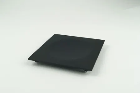 Surya Metall, квадратная металлическая мыльница на ножках 12х12 см, цвет черный матовый