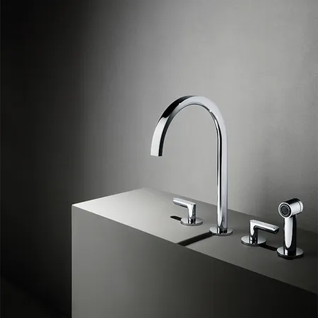 Fantini Icona Deco Смеситель для кухни, 4 отв, без донного клапана, излив 215мм, с ручн душем, цвет: хром