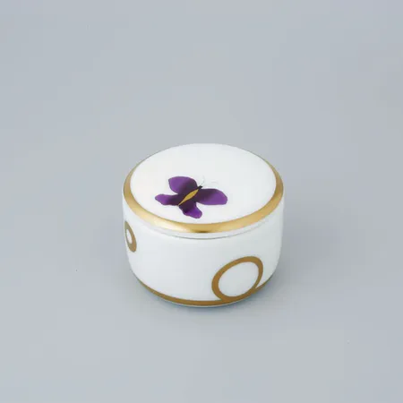 THG CAPUCINE MAUVE DECOR OR Коробка для таблеток керамическая, круглая ø55 мм., настольная, декор золото/лиловый, цвет: белый
